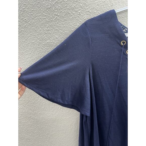 Xhilaration Juniors Blouse Size XXL Blue Cross V-Neck Embroidered Lace Back - Picture 3 of 11